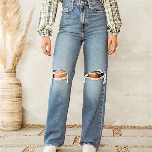 Levis Premium Big E Super High Rise Loose in hip wide leg Baggy Jeans. Med. Wash - Picture 3 of 10